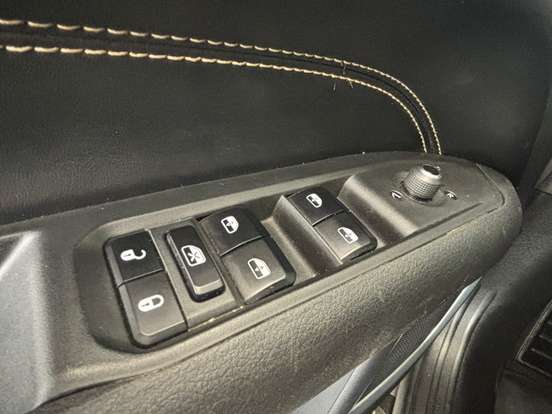 JEEP-COMPASS-2023