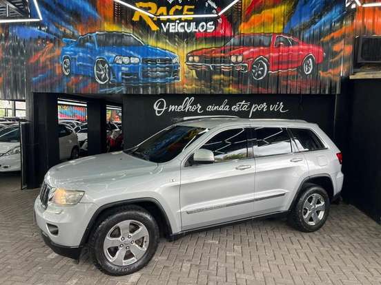 JEEP-GRAND CHEROKEE-2011