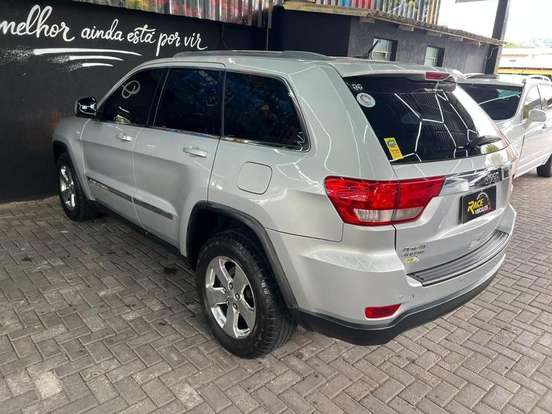 JEEP-GRAND CHEROKEE-3.6 LAREDO 4X4 V6 24V GASOLINA 4P AUTOMÁTICO JEEP-GRAND CHEROKEE-2011