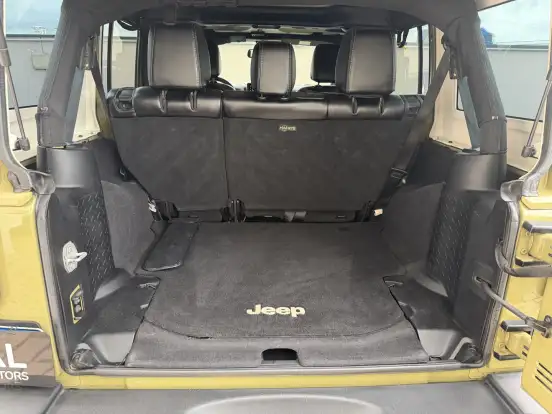 JEEP-WRANGLER-3.6 UNLIMITED SPORT 4X4 V6 GASOLINA 4P AUTOMÁTICO JEEP-WRANGLER-2012