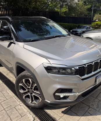 JEEP-COMMANDER-2022