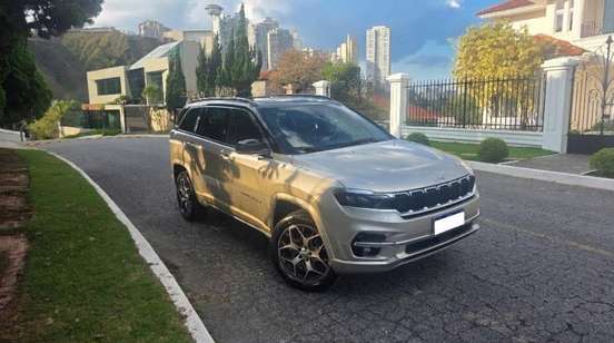 JEEP-COMMANDER-2022