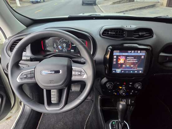 JEEP-RENEGADE-2025