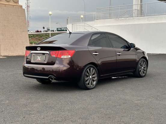 KIA-CERATO-1.6 SX3 16V GASOLINA 4P AUTOMÁTICO KIA-CERATO-2011