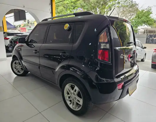 KIA-SOUL-2010