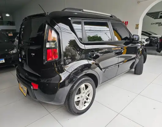KIA-SOUL-2010