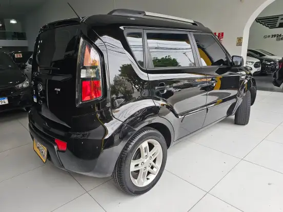 KIA-SOUL-1.6 EX 16V FLEX 4P MANUAL KIA-SOUL-2010