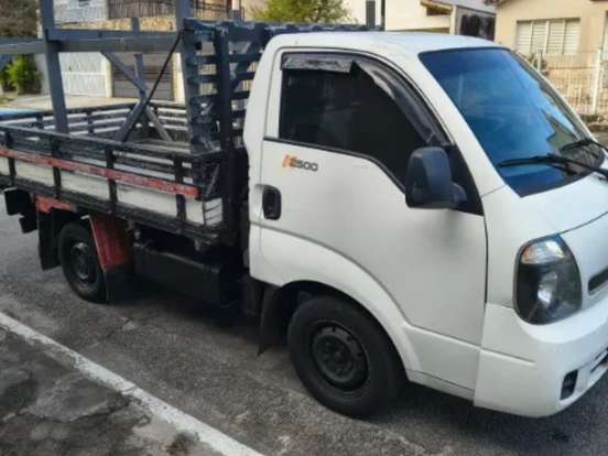 KIA-BONGO-2.5 K-2500 4X2 CS TURBO DIESEL 2P MANUAL KIA-BONGO-2013