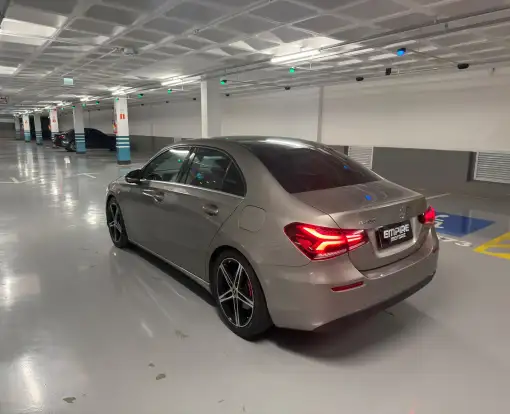 MERCEDES-BENZ-A 200-2019