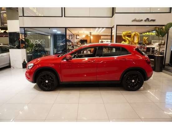MERCEDES-BENZ-GLA 200-1.6 CGI ADVANCE 16V TURBO GASOLINA 4P AUTOMÁTICO MERCEDES-BENZ-GLA 200-2015
