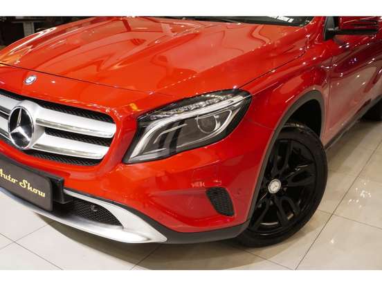 MERCEDES-BENZ-GLA 200-1.6 CGI ADVANCE 16V TURBO GASOLINA 4P AUTOMÁTICO MERCEDES-BENZ-GLA 200-2015