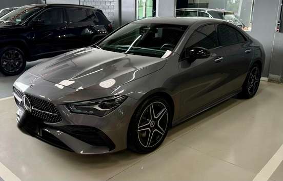 MERCEDES-BENZ-CLA 200-2025
