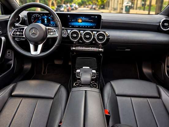 MERCEDES-BENZ-CLA 250-2019