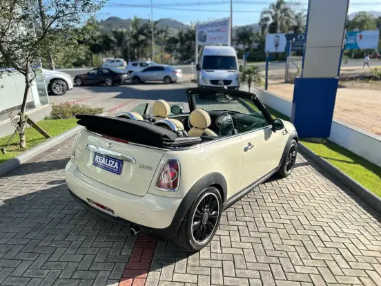 MINI-COOPER-1.6 S JOHN COOPER WORKS 16V TURBO GASOLINA 2P AUTOMATICO MINI-COOPER-2010