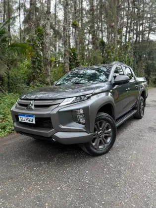 MITSUBISHI L200 TRITON 2.4 16V TURBO DIESEL SPORT OUTDOOR GLS CD 4P 4X4 AUTOMÁTICO