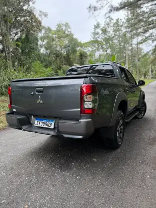 MITSUBISHI-L200 TRITON-2024