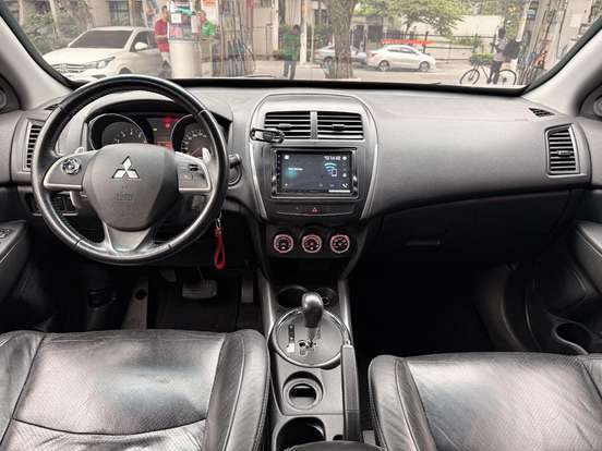 MITSUBISHI-ASX-2013