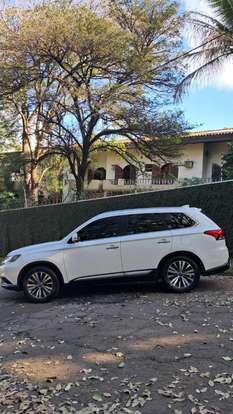 MITSUBISHI-OUTLANDER-2.2 MIVEC DI-D DIESEL HPE-S AWD AUTOMÁTICO MITSUBISHI-OUTLANDER-2018