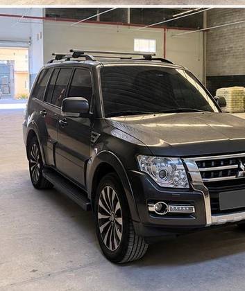 MITSUBISHI PAJERO 3.2 HPE 4X4 7 LUGARES 16V TURBO INTERCOOLER DIESEL 4P AUTOMÁTICO