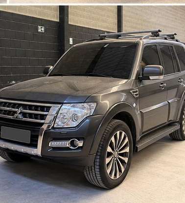 MITSUBISHI-PAJERO-2018