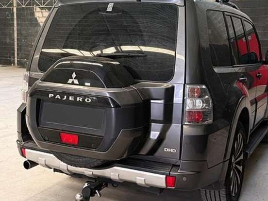 MITSUBISHI-PAJERO-3.2 HPE 4X4 7 LUGARES 16V TURBO INTERCOOLER DIESEL 4P AUTOMÁTICO MITSUBISHI-PAJERO-2018