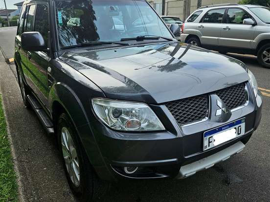 MITSUBISHI-PAJERO TR4-2.0 4X2 16V 140CV FLEX 4P AUTOMÁTICO MITSUBISHI-PAJERO TR4-2012