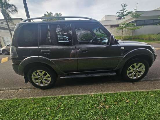MITSUBISHI-PAJERO TR4-2.0 4X2 16V 140CV FLEX 4P AUTOMÁTICO MITSUBISHI-PAJERO TR4-2012