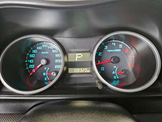 MITSUBISHI-PAJERO TR4-2012