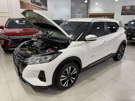 NISSAN-KICKS-2023