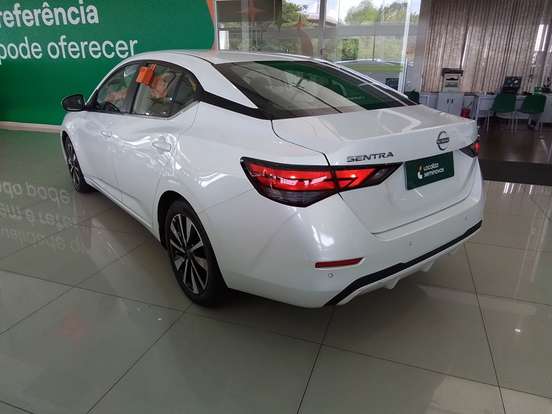 NISSAN-SENTRA-2025
