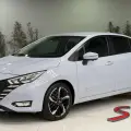NISSAN VERSA 1.6 16V FLEX EXCLUSIVE XTRONIC NISSAN VERSA 1.6 16V FLEX EXCLUSIVE XTRONIC