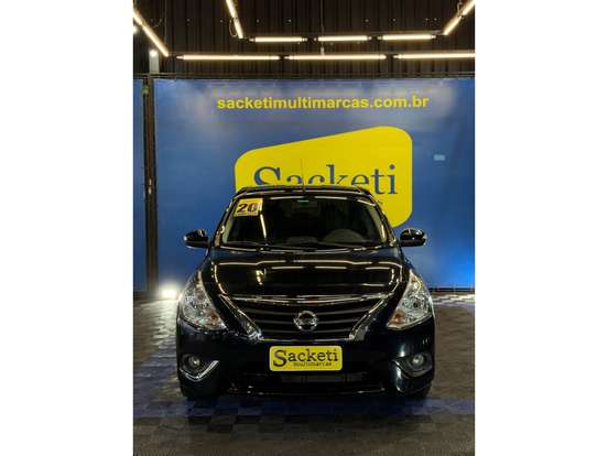 NISSAN-VERSA-2019