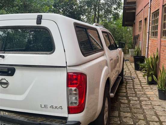 NISSAN-FRONTIER-2.3 16V TURBO DIESEL LE CD 4X4 AUTOMÁTICO NISSAN-FRONTIER-2017