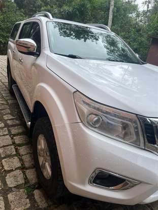NISSAN-FRONTIER-2.3 16V TURBO DIESEL LE CD 4X4 AUTOMÁTICO NISSAN-FRONTIER-2017