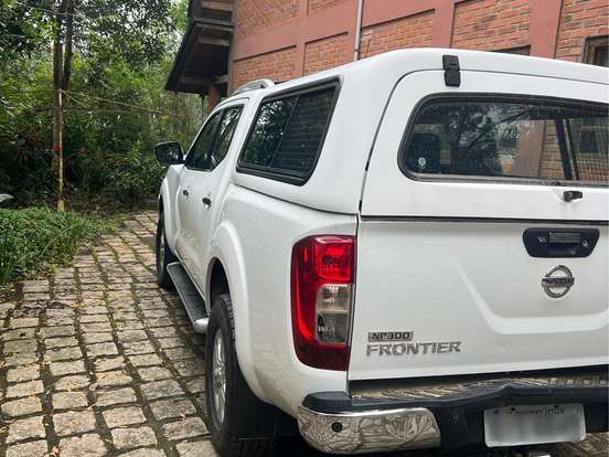 NISSAN-FRONTIER-2.3 16V TURBO DIESEL LE CD 4X4 AUTOMÁTICO NISSAN-FRONTIER-2017