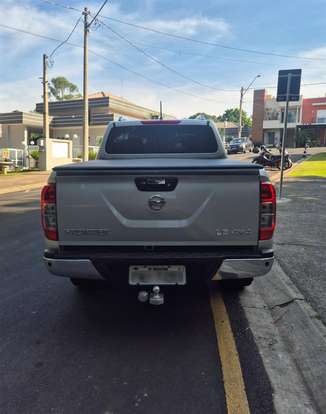 NISSAN-FRONTIER-2017