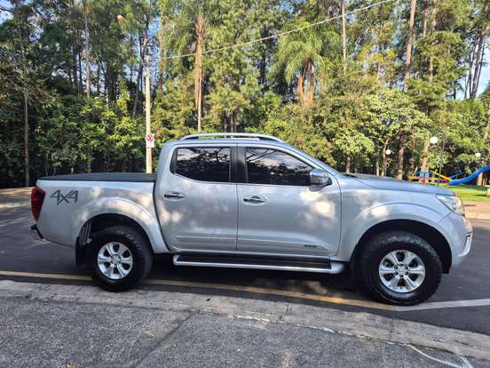 NISSAN-FRONTIER-2017