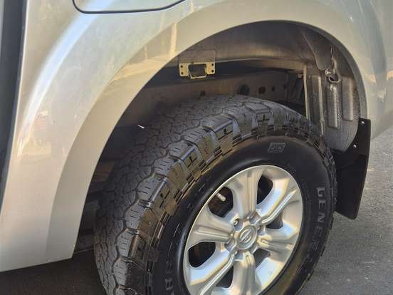 NISSAN-FRONTIER-2.3 16V TURBO DIESEL LE CD 4X4 AUTOMÁTICO NISSAN-FRONTIER-2017