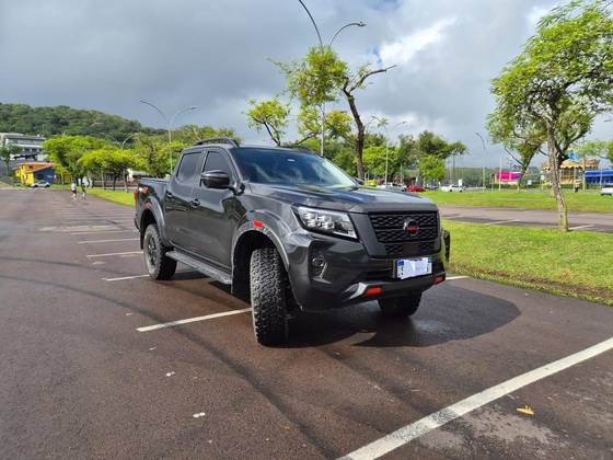 NISSAN FRONTIER 2.3 16V TURBO DIESEL PRO4X CD 4X4 AUTOMÁTICO