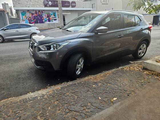 NISSAN KICKS 1.6 16V FLEXSTART S 4P XTRONIC