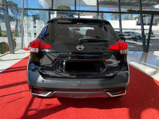 NISSAN-KICKS-2018