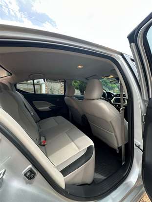NISSAN-VERSA-2024