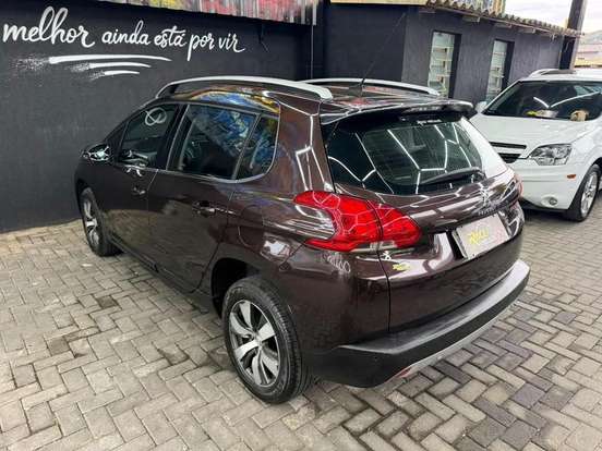 PEUGEOT-2008-2017