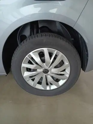 PEUGEOT-208-2024