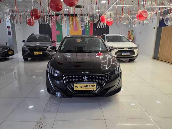 PEUGEOT-208-2021