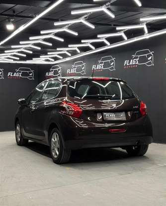 PEUGEOT-208-2013