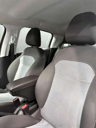 PEUGEOT-208-2013