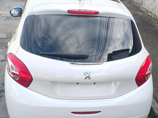 PEUGEOT-208-1.5 ALLURE 8V FLEX 4P MANUAL PEUGEOT-208-2014