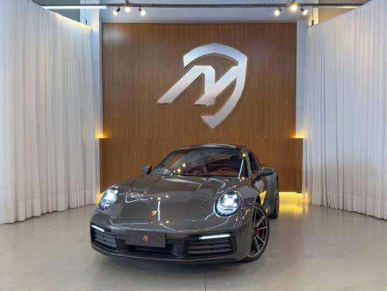 PORSCHE-911-2019