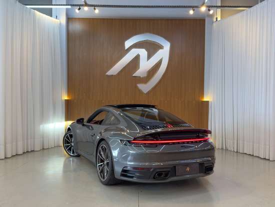 PORSCHE-911-2019